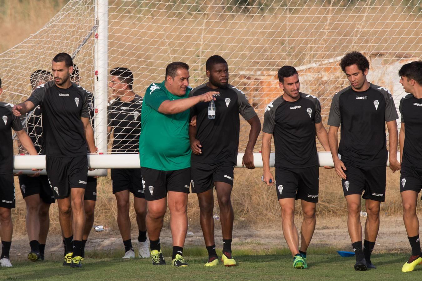 El primer día de Sandoval como técnico blanquiverde, en imágenes