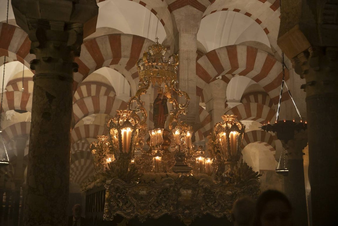 La procesión de la Virgen de la Fuensanta de Córdoba, en imágenes