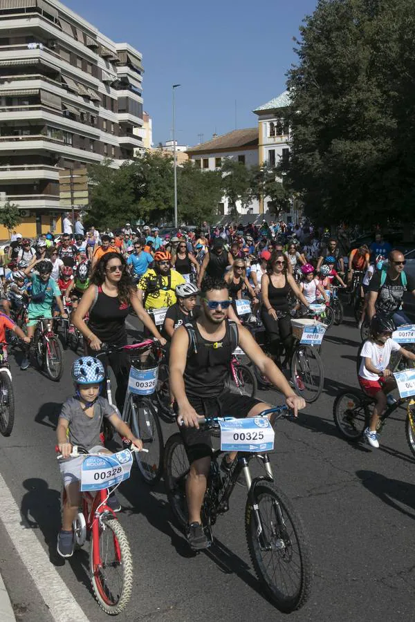 Las mejores imágenes de la Fiesta de la Bicicleta en Córdoba