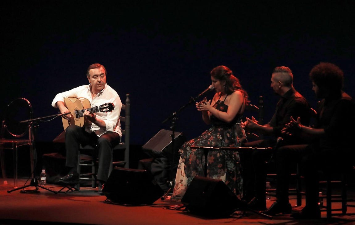 El Niño de Pura y Manolo Franco triunfan en la Bienal de Flamenco de Sevilla