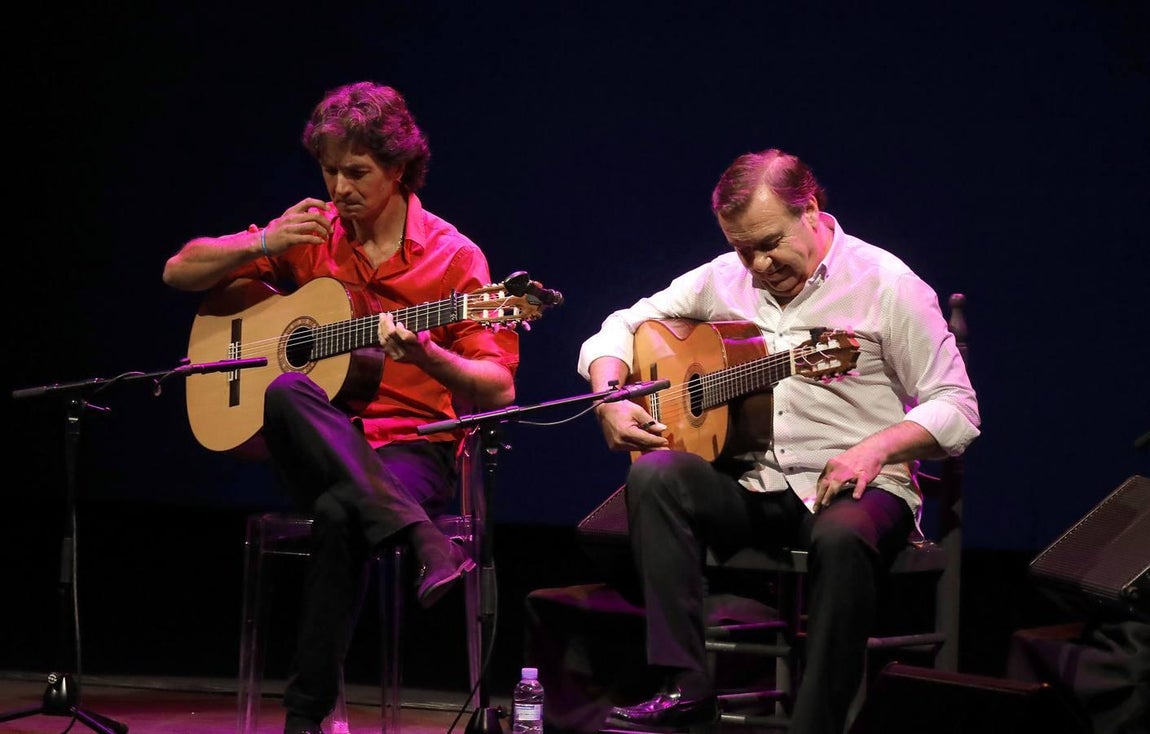 El Niño de Pura y Manolo Franco triunfan en la Bienal de Flamenco de Sevilla