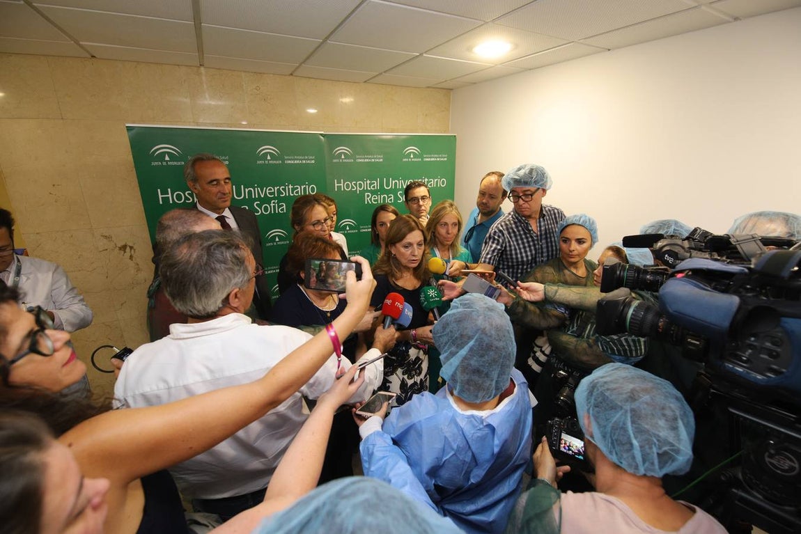 El nuevo robot Da Vinci para intervenciones quirúrgicas, en imágenes