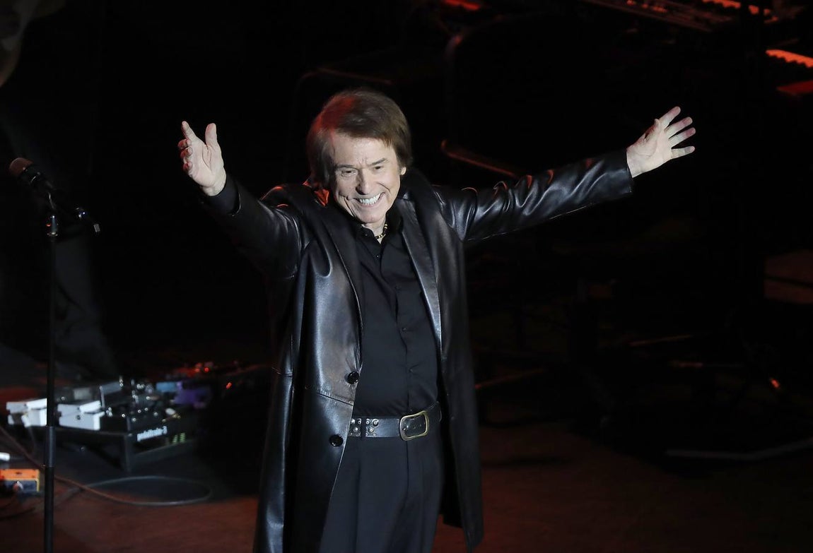 Las mejores imágenes del concierto de Raphael