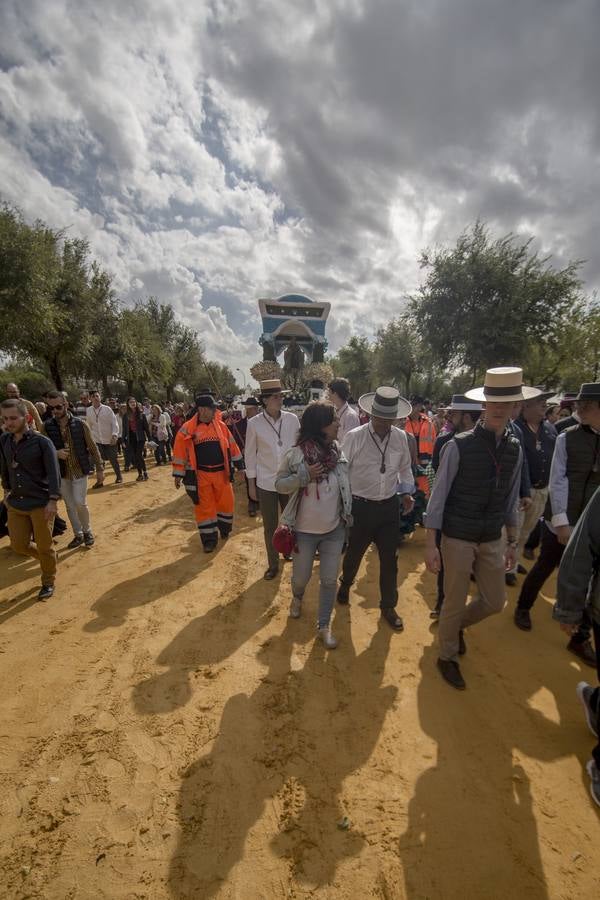 Multitudinaria celebración en Dos Hermanas de la Virgen de Valme