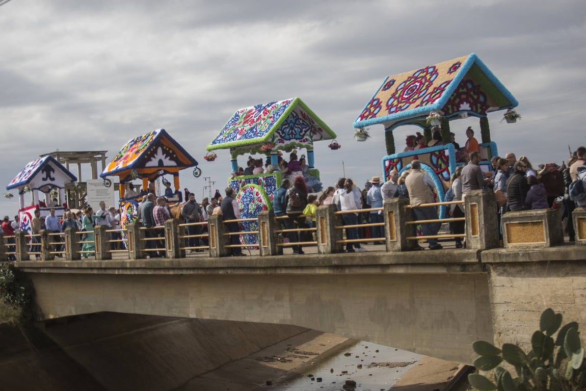Multitudinaria celebración en Dos Hermanas de la Virgen de Valme