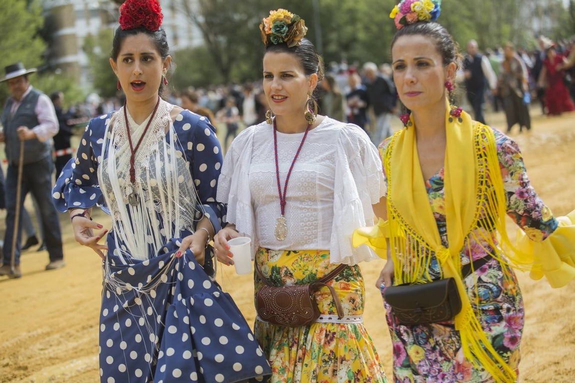 Multitudinaria celebración en Dos Hermanas de la Virgen de Valme