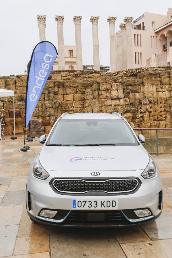 La ruta del coche eléctrico de Endesa llega a Córdoba, en imágenes