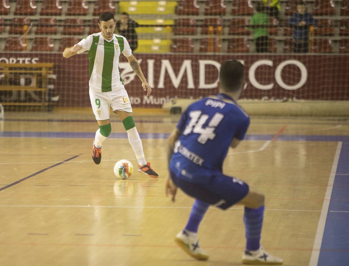 Las mejores imágenes del Córdoba Futsal-Bisontes
