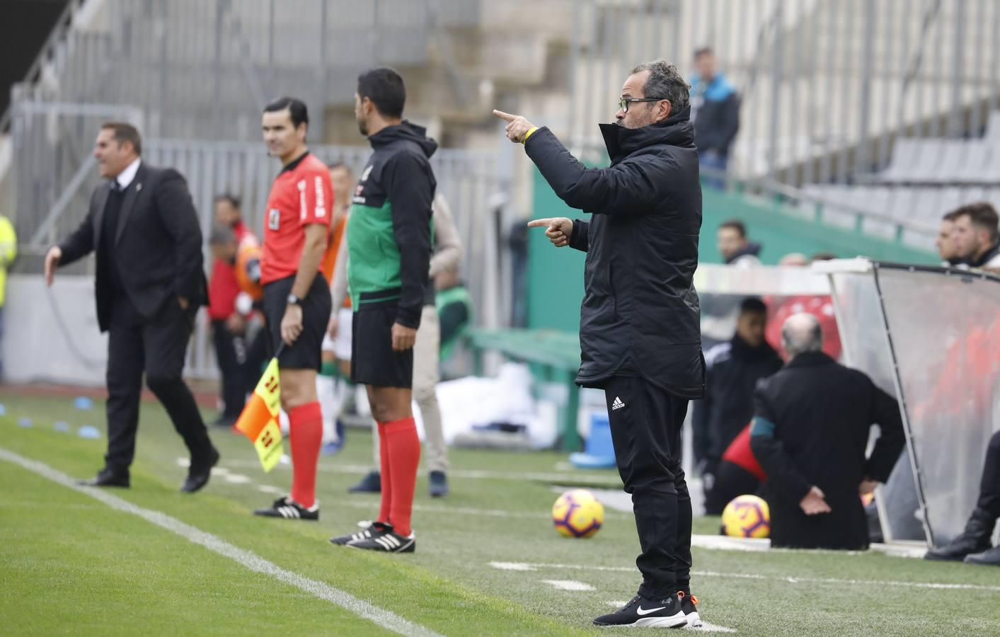 La derrota del Córdoba CF ante el Cádiz (1-3), en imágenes