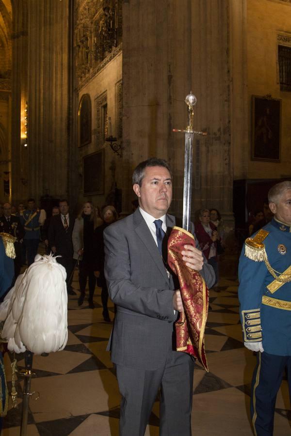 La procesión por el día de San Clemente en la Catedral