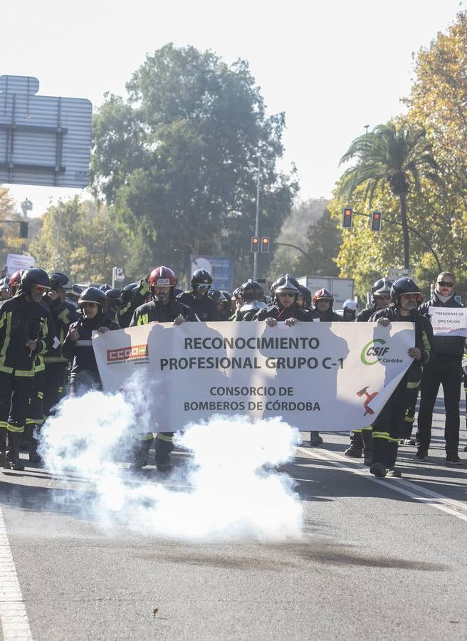 La protesta de los bomberos del Consorcio de Córdoba, en imágenes