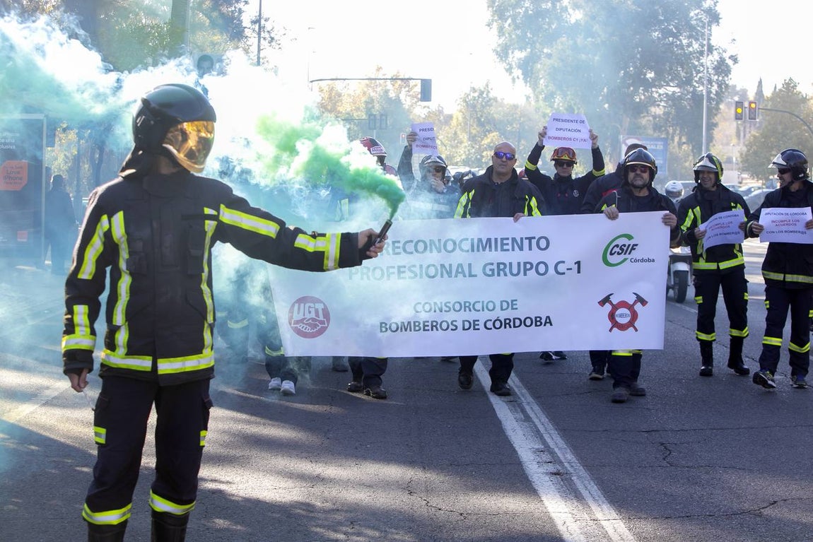 La protesta de los bomberos del Consorcio de Córdoba, en imágenes