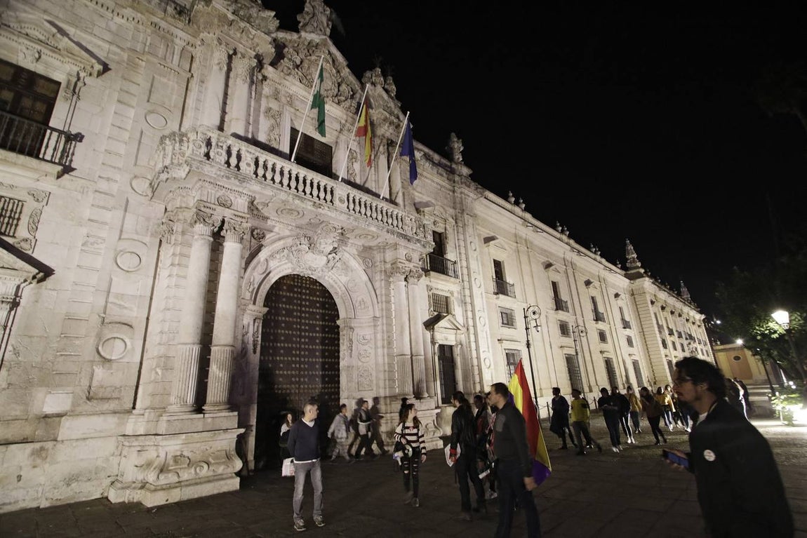 Las imágenes de la manifestación contra VOX en Sevilla