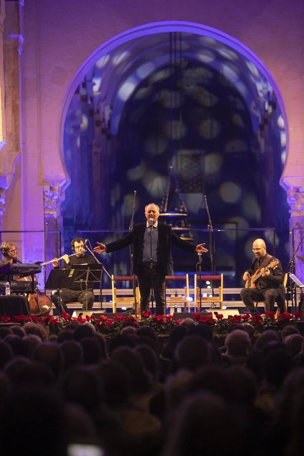 El concierto navideño de José Manuel Soto en la Mezquita-Catedral de Córdoba, en imágenes