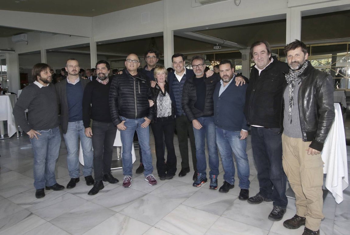 En imágenes, el PP andaluz celebra con los medios la Navidad... y el nuevo panorama político