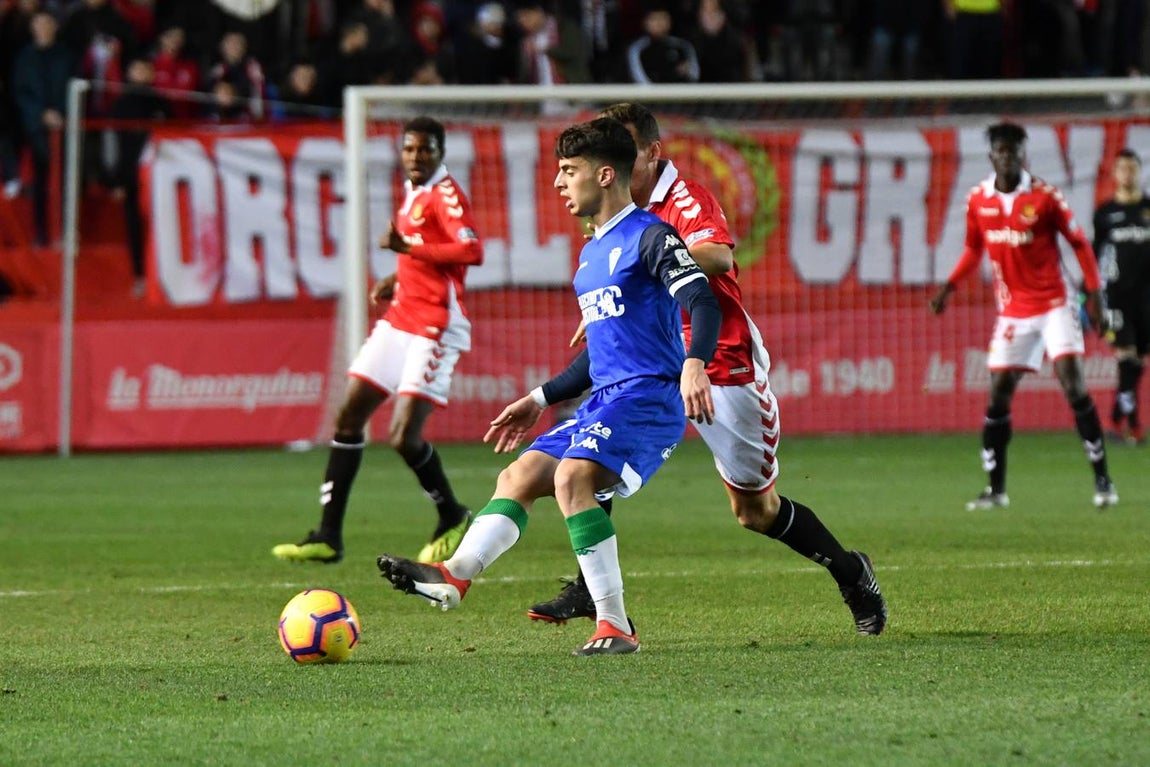 La derrota del Córdoba CF ante el Nástic, en imágenes