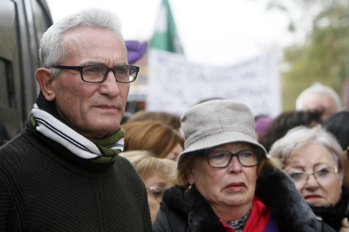 Protestas feministas frente al Parlamento andaluz