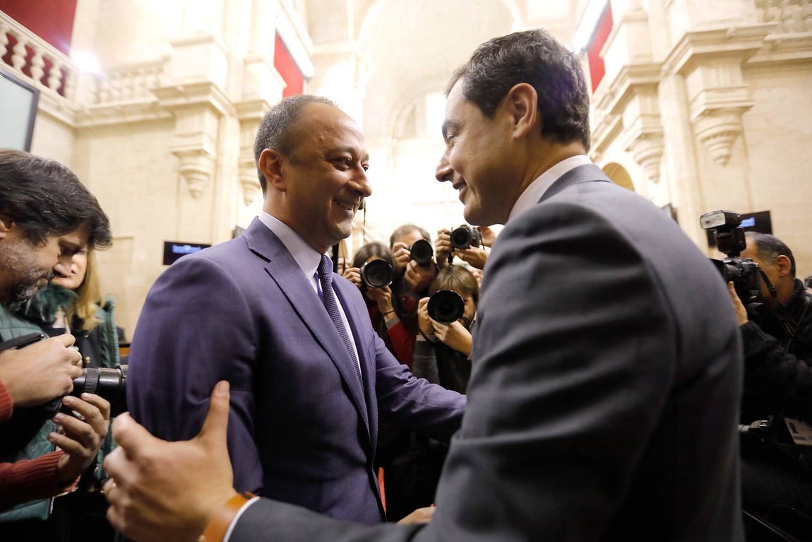 En imágenes, la investidura de Juanma Moreno Bonilla