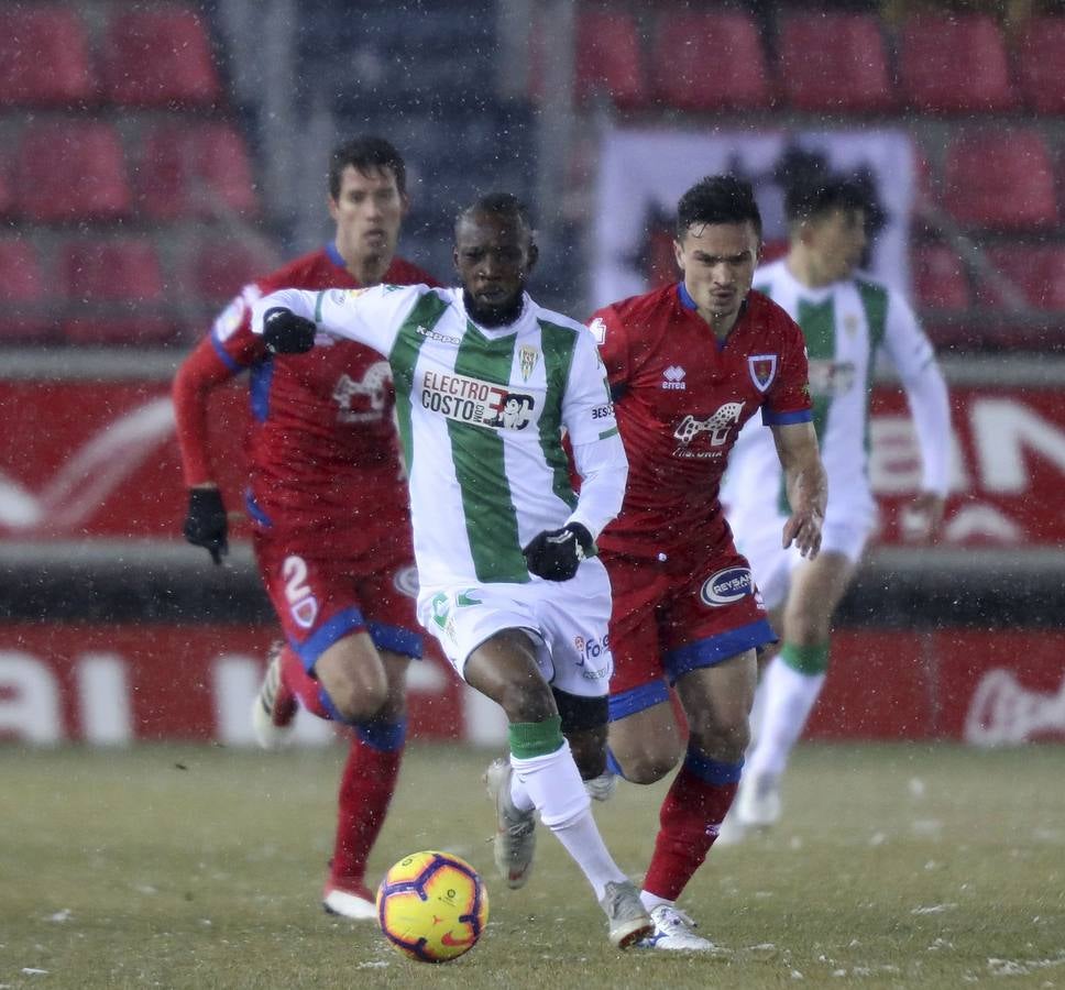 Las mejores imágenes del Numancia-Córdoba en plena nevada