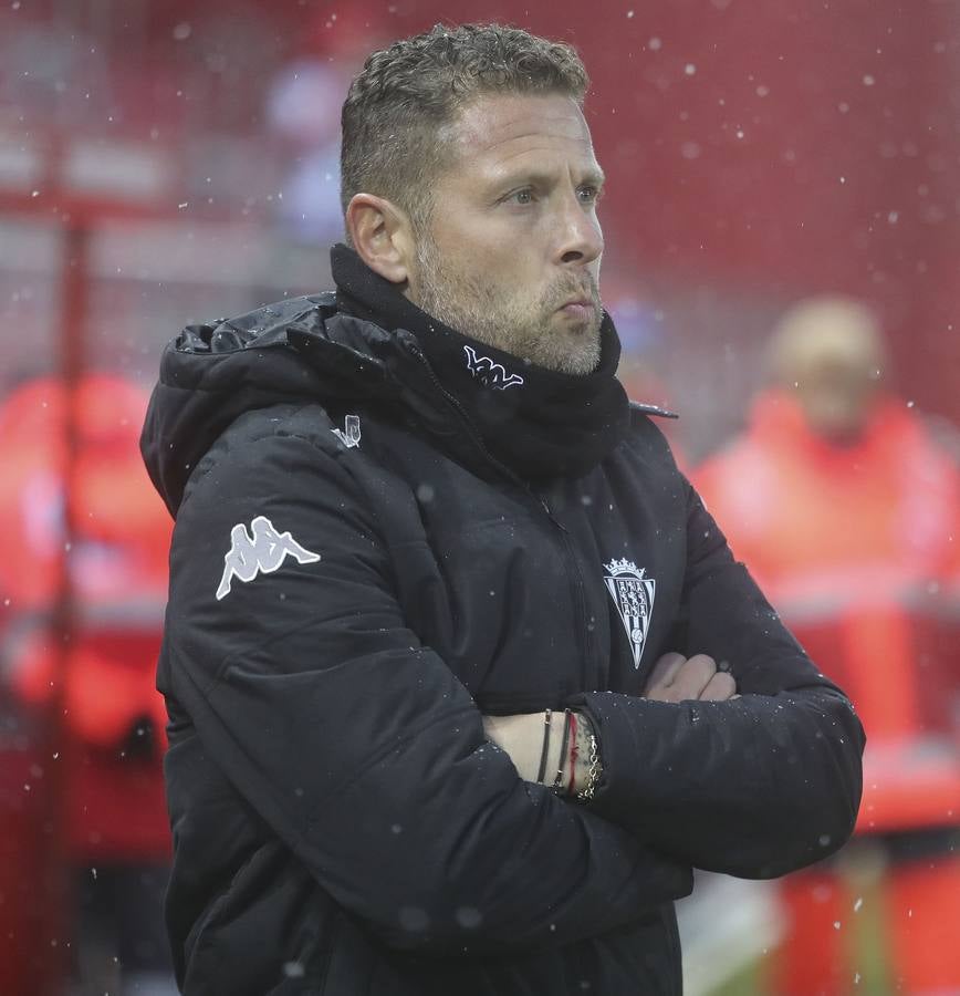 Las mejores imágenes del Numancia-Córdoba en plena nevada