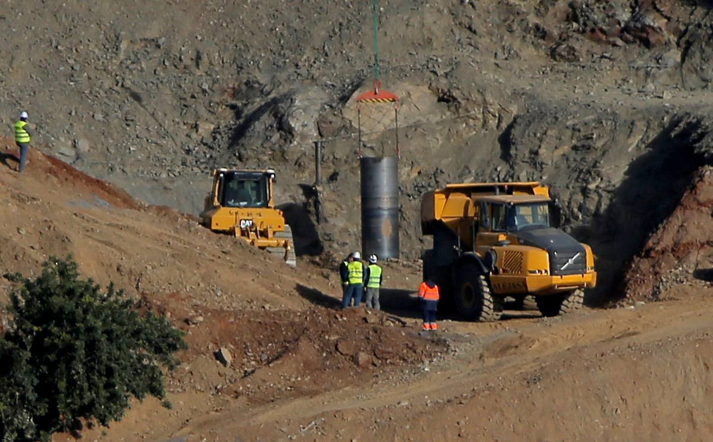 Así se preparan los mineros para rescatar a Julen del pozo de Totalán