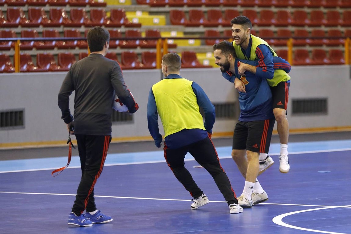 El entrenamiento de España en Córdoba, en imágenes