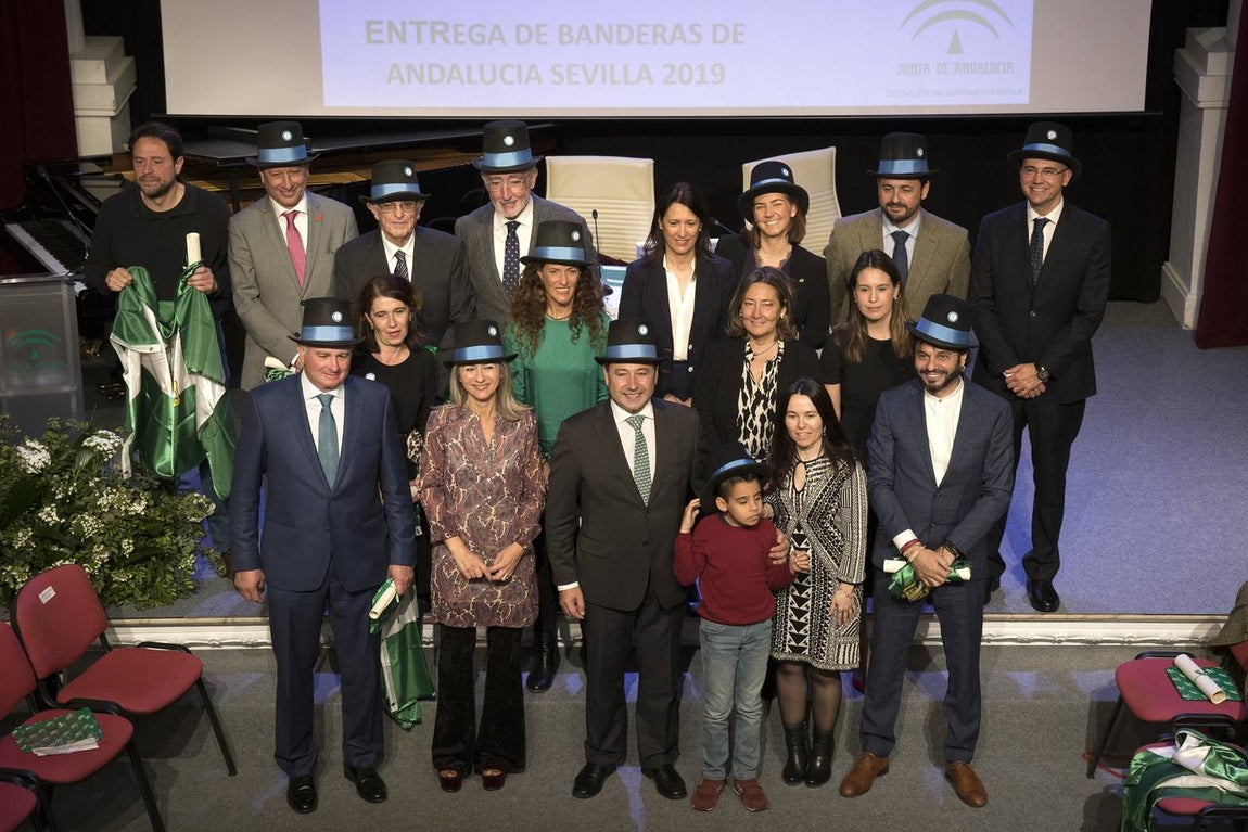 Entrega de Banderas de Andalucía de la provincia de Sevilla