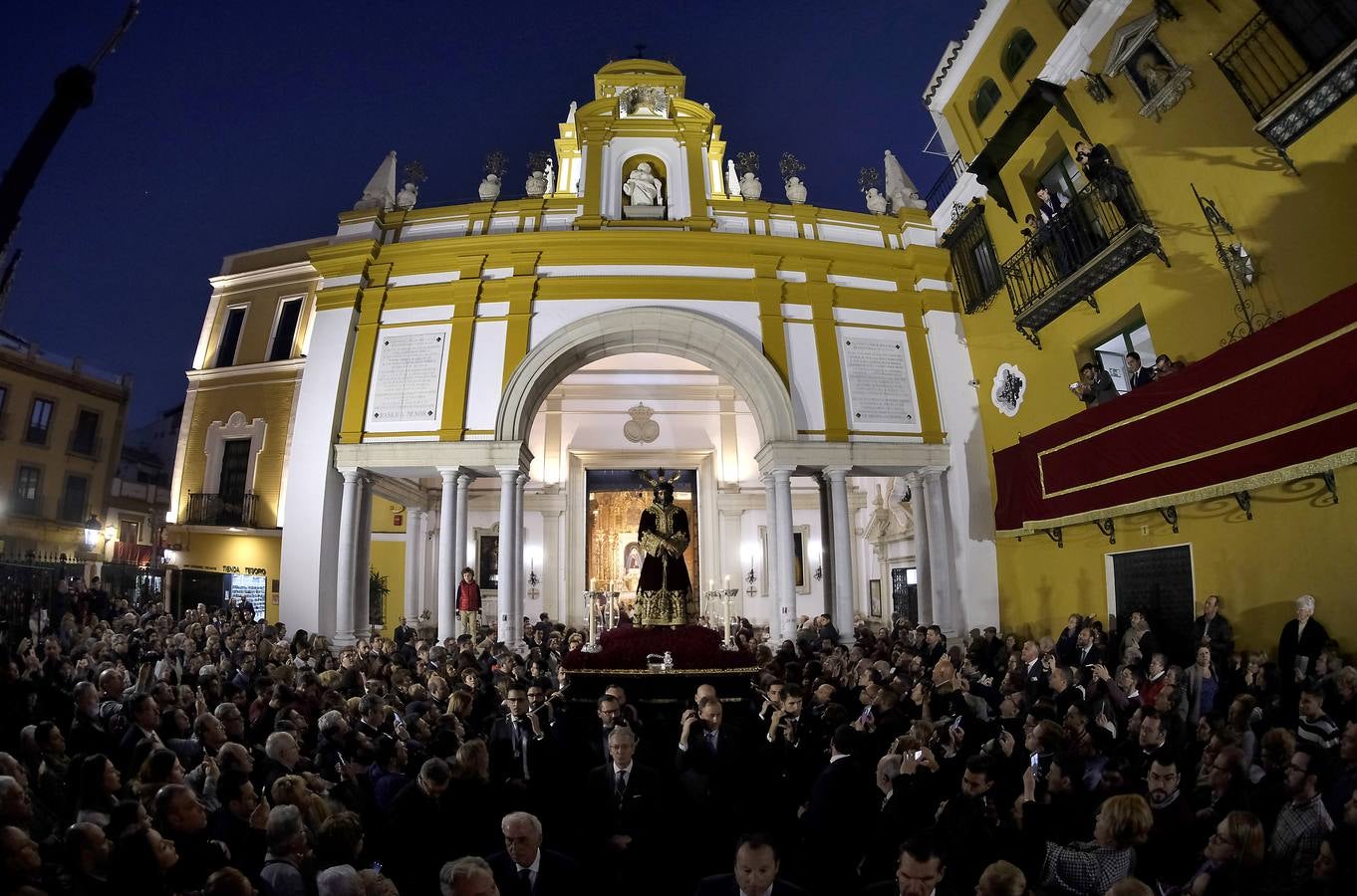 Viacrucis del Señor de la Sentencia, en imágenes
