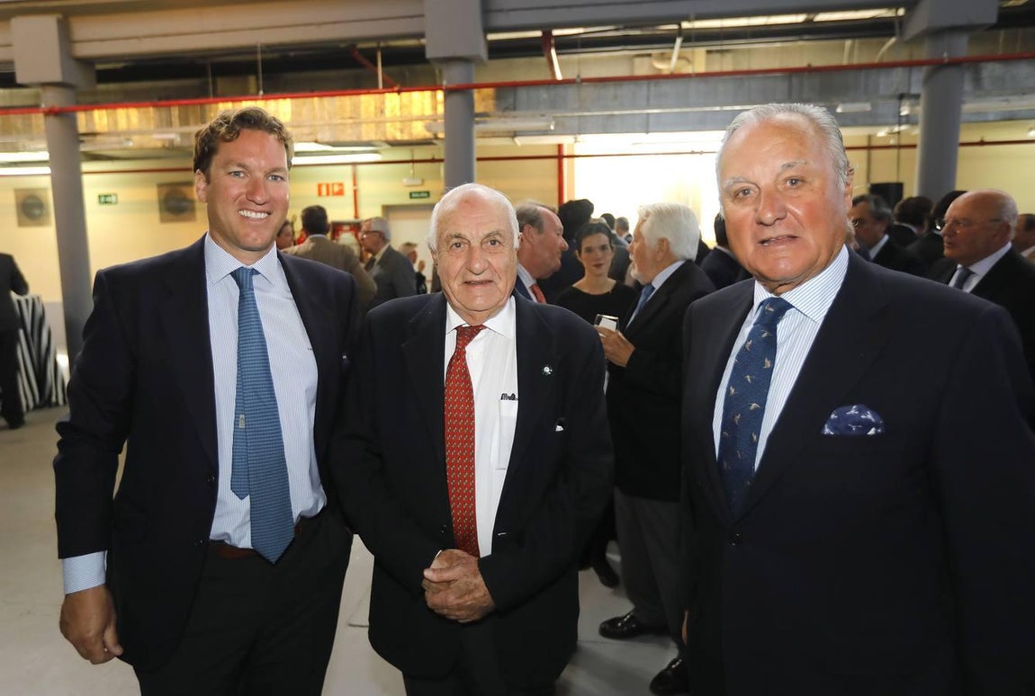 Carlos Núñez, Juan Ramón Guillén y Carlos Núñez Troya