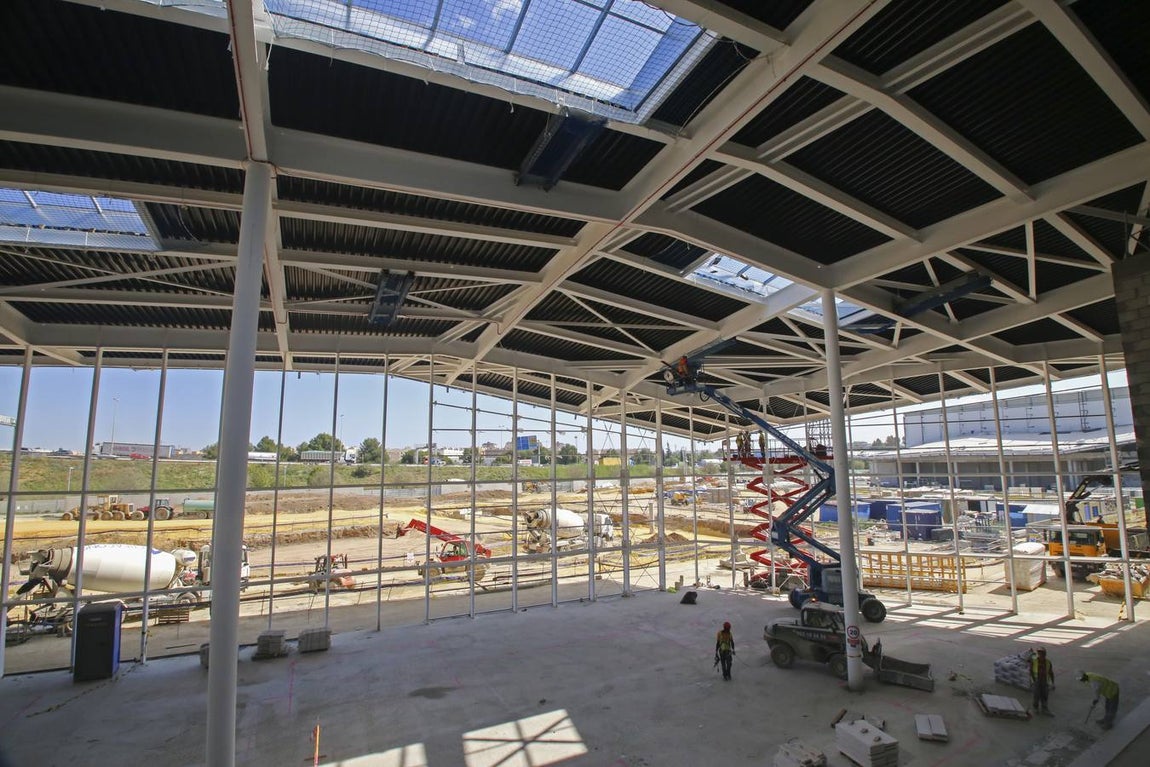 En imágenes, estado actual de las obras del centro comercial Lagoh de Palma Altas