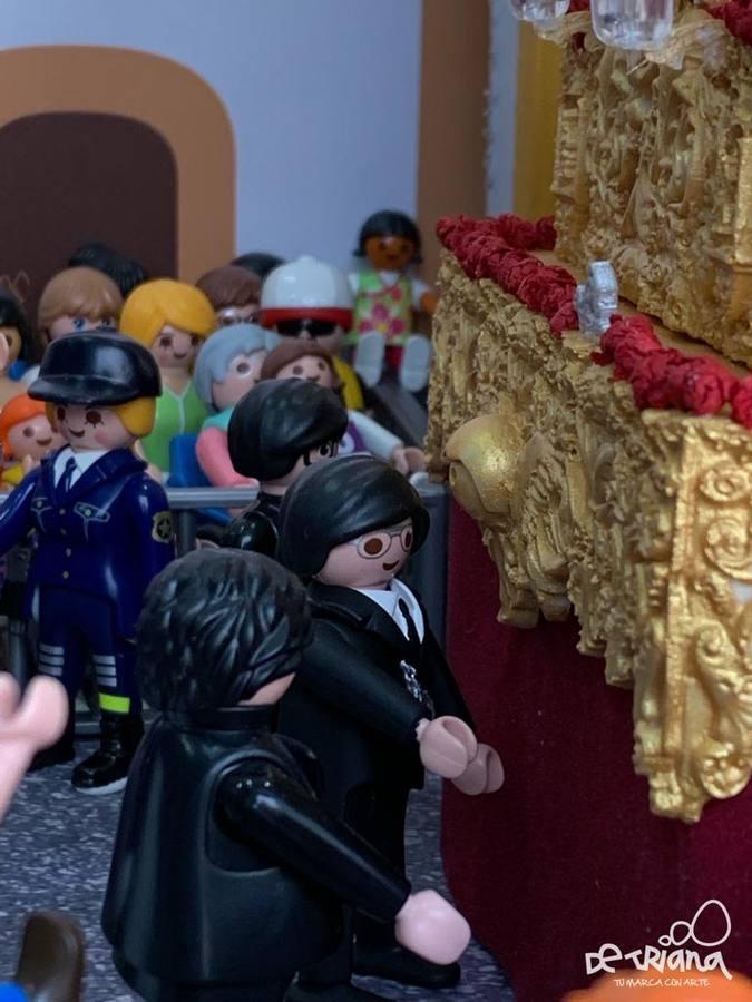Los «playmobil» adelantan la Madrugada en Triana
