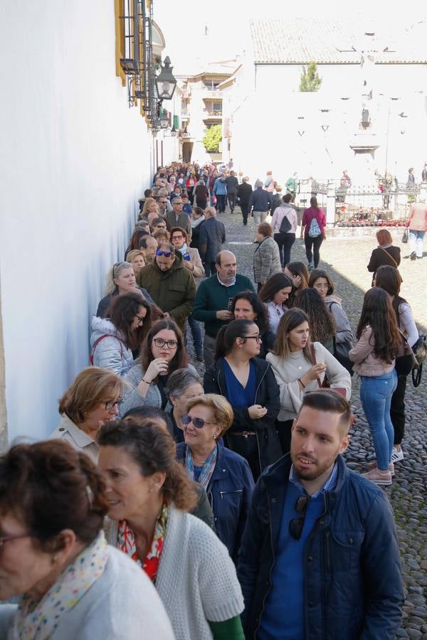 La devoción del Viernes de Dolores de Córdoba, en imágenes