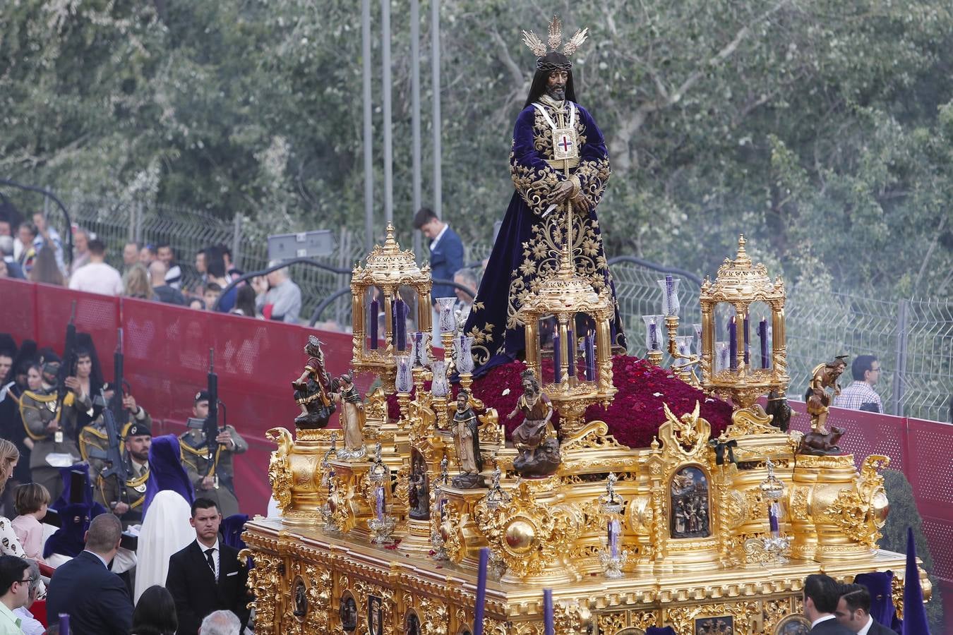 La procesión del Rescatado de Córdoba, en imágenes