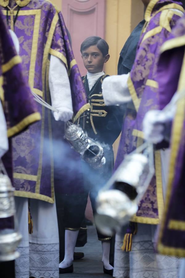 La solemne belleza de la Vera Cruz el Lunes Santo de Sevilla 2019