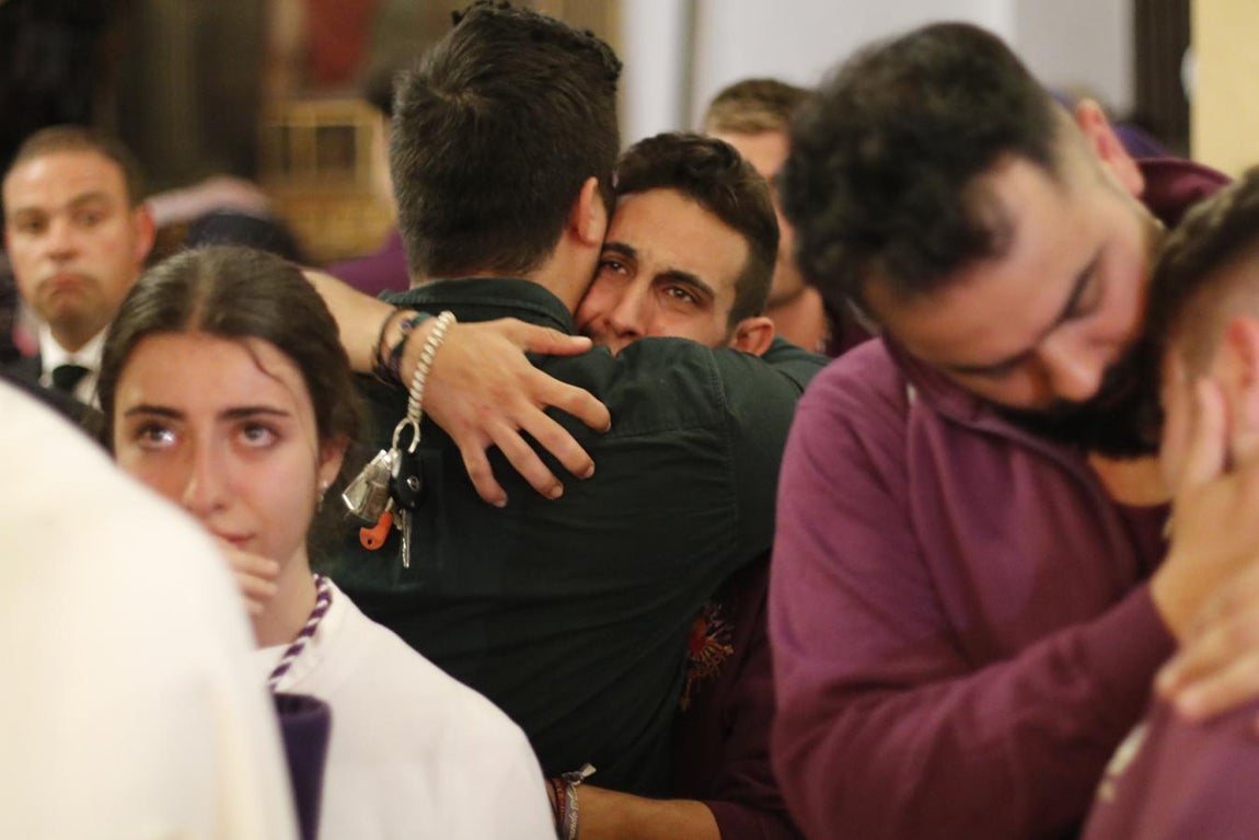 La lluvia de lágrimas en la Pasión por la suspensión, en imágenes