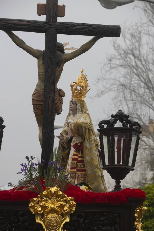 La procesión de la Piedad de Córdoba, en imágenes