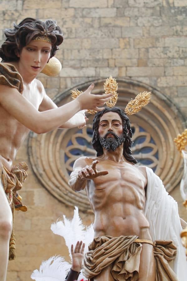 La procesión de Jesús Resucitado de Córdoba, en imágenes