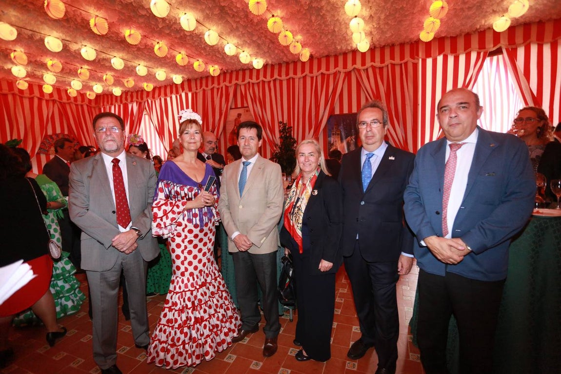 En imágenes, las recepciones del día festivo de la Feria Sevilla 2019