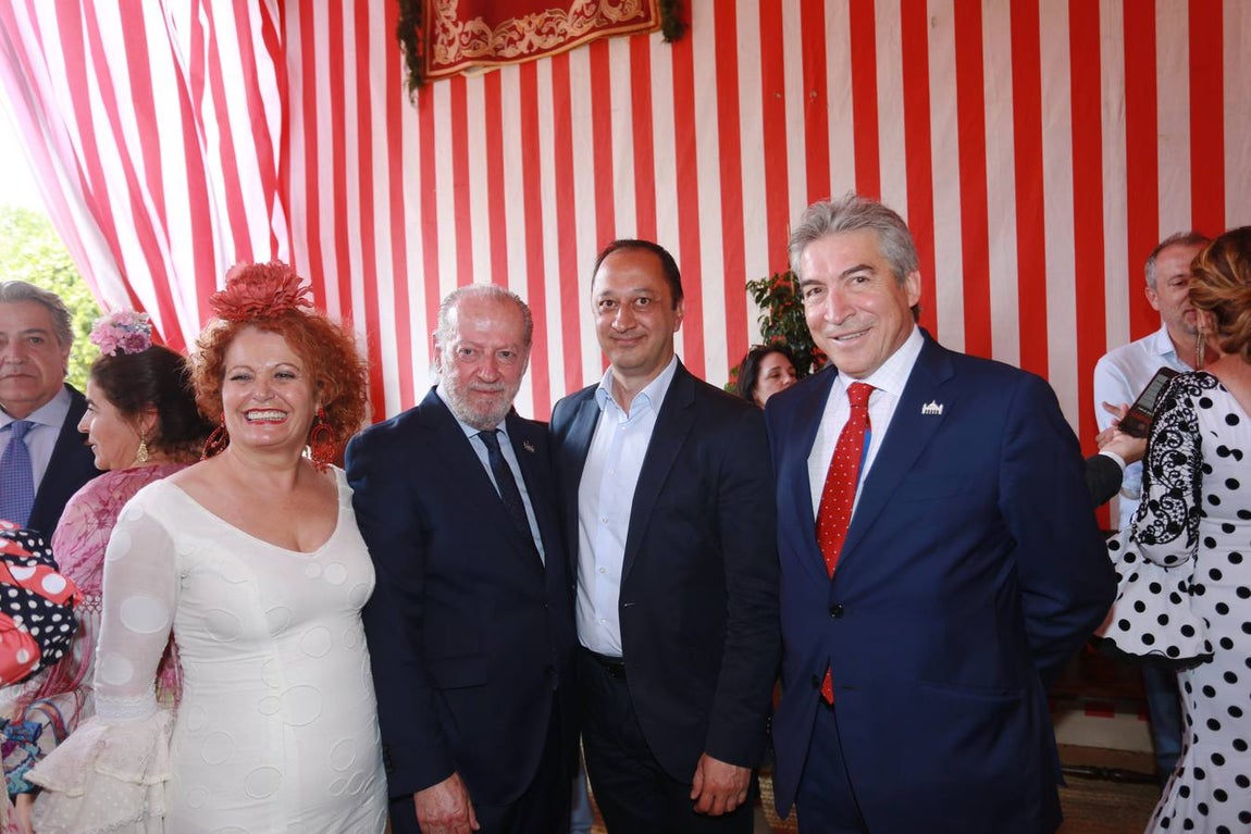 En imágenes, las recepciones del día festivo de la Feria Sevilla 2019