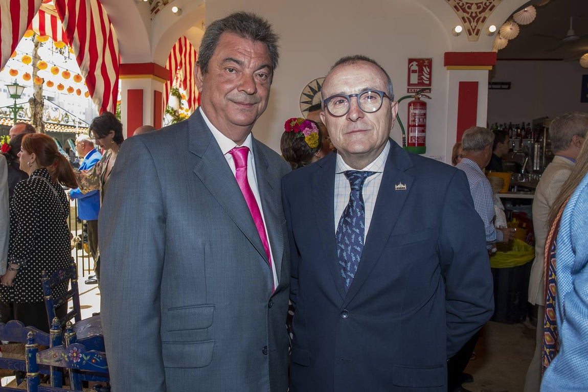 En imágenes, las recepciones del día festivo de la Feria Sevilla 2019