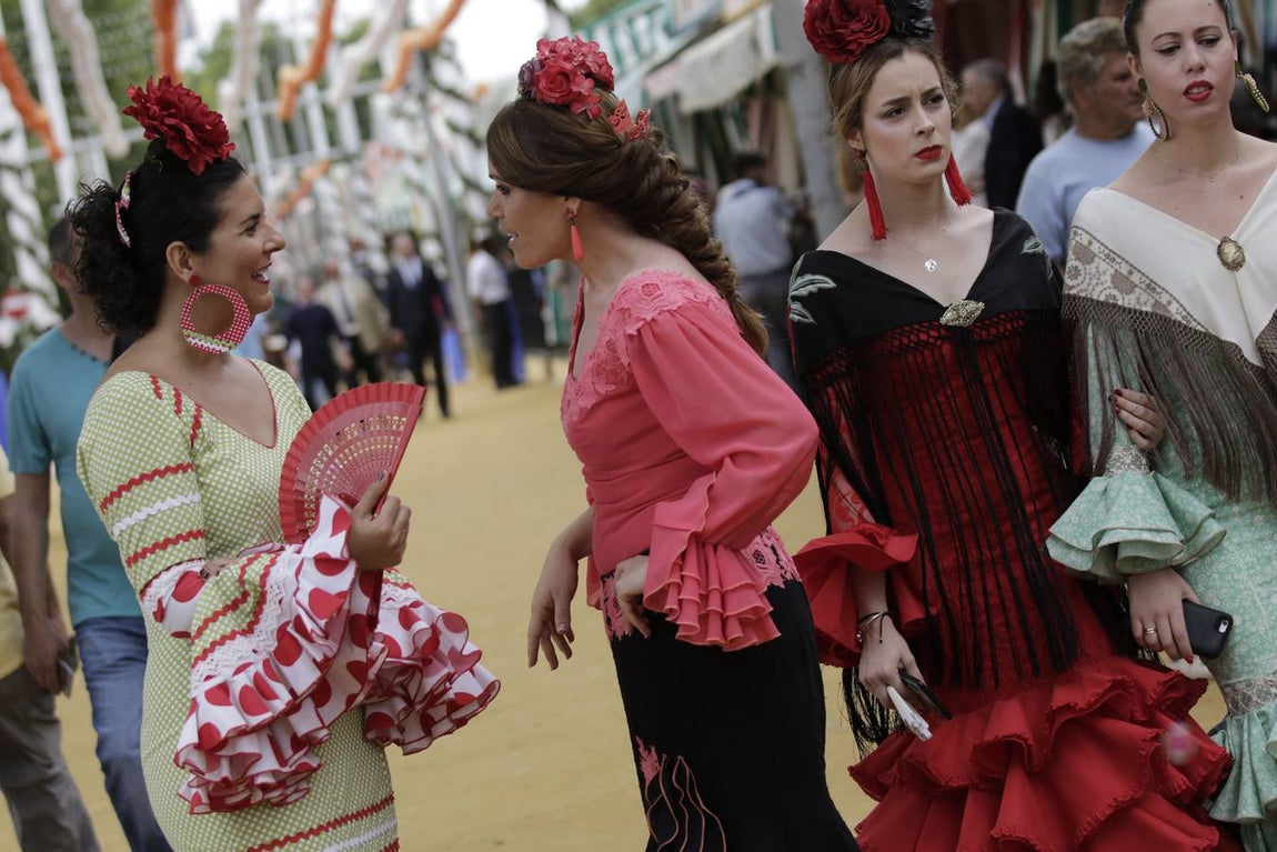 Galería: Jueves, un día perfecto para disfrutar de la Feria de Abril de Sevilla 2019