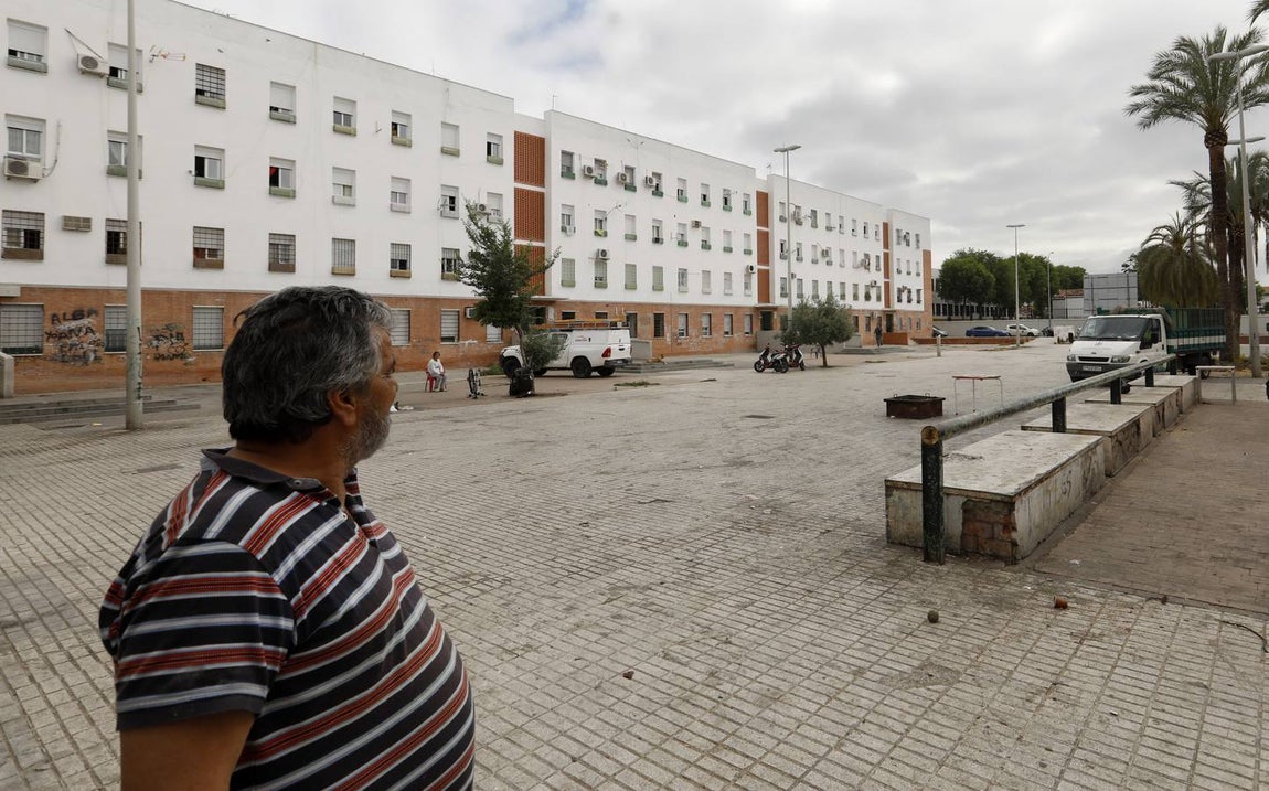 Un paseo por el barrio de las Palmeras de Córdoba, en imágenes