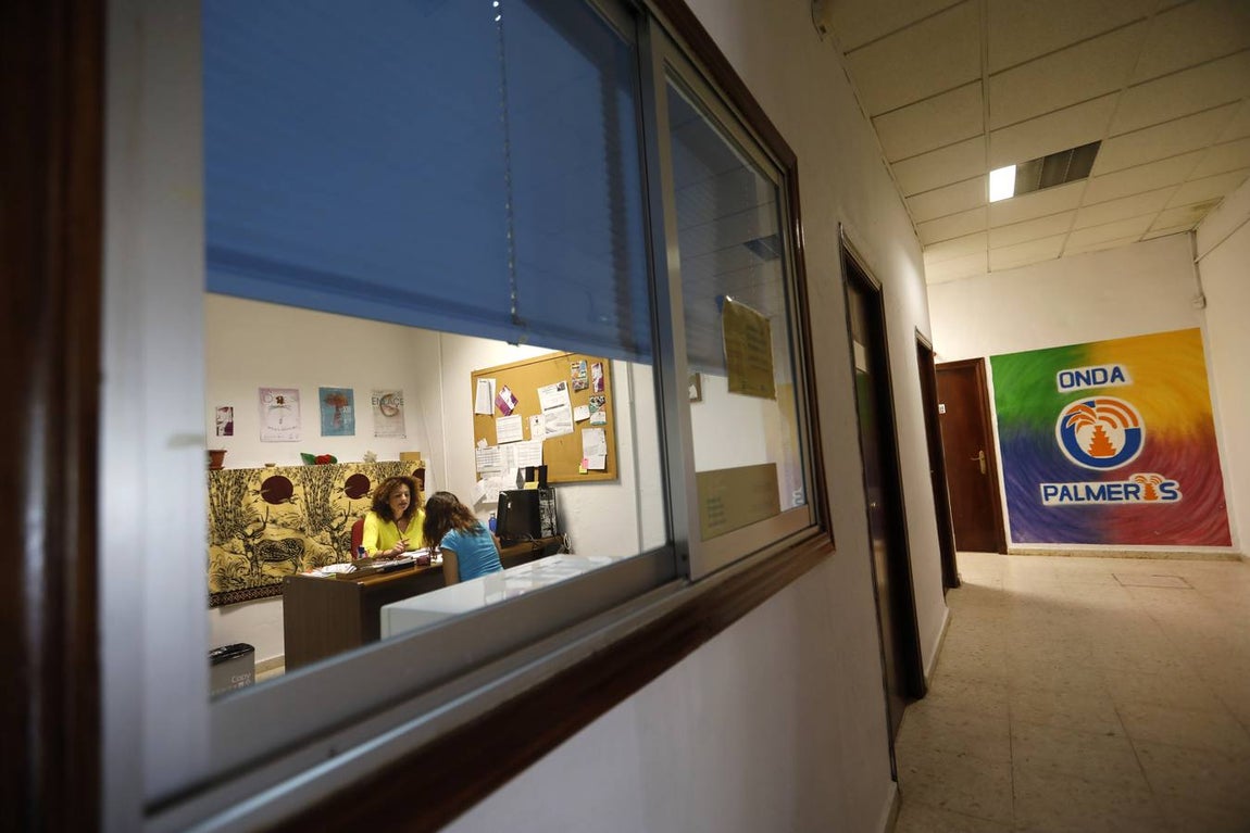 Un paseo por el barrio de las Palmeras de Córdoba, en imágenes