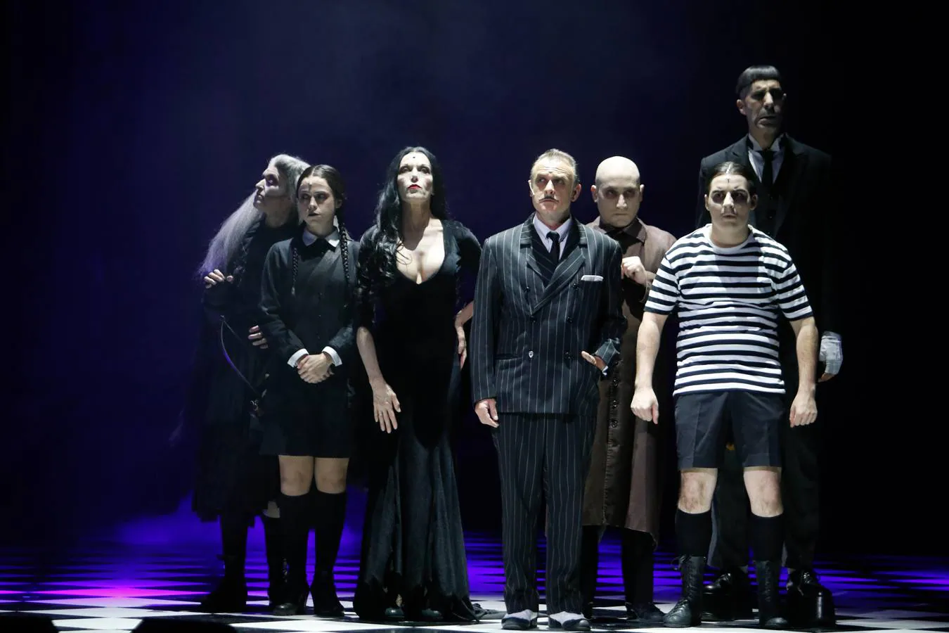 El musical «La familia Addams» llega al Gran Teatro de Córdoba, en imágenes
