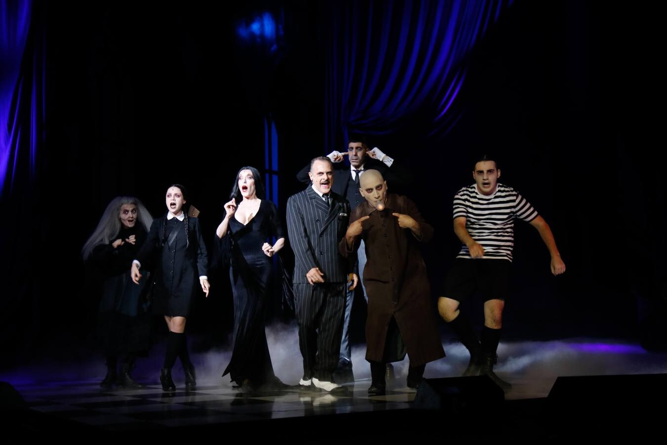El musical «La familia Addams» llega al Gran Teatro de Córdoba, en imágenes