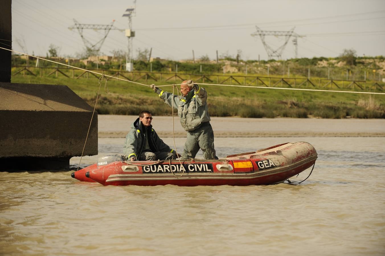Los ojos de la Guardia Civil bajo el agua