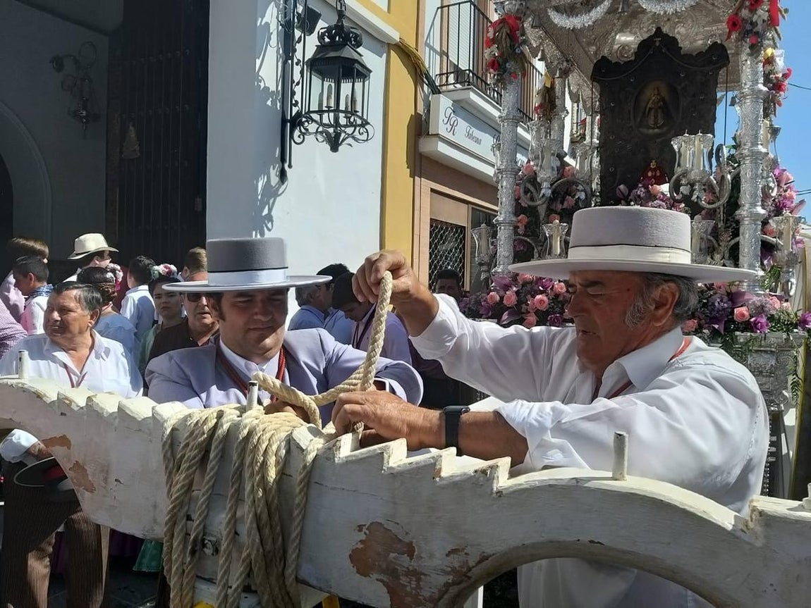 Salida de la hermandad del Rocío de Coria