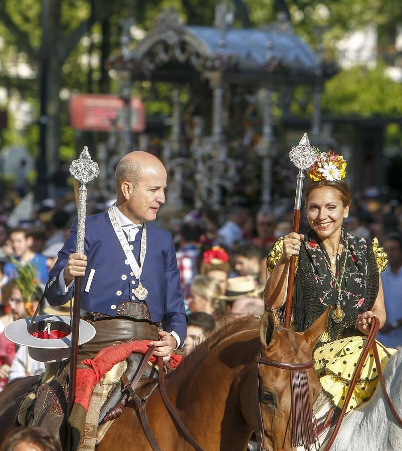 En imágenes, la salida de la hermandad del Rocío de Sevilla