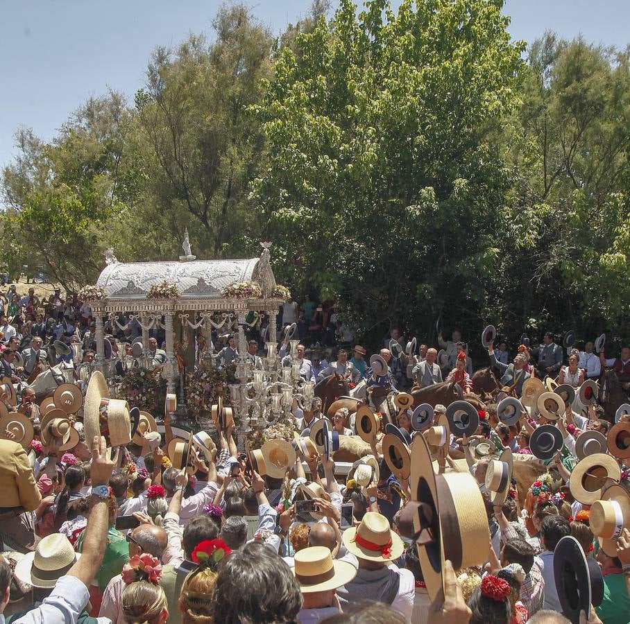 En imágenes, las hermandades de Sevilla, Triana y Sevilla Sur por el Quema (y II)