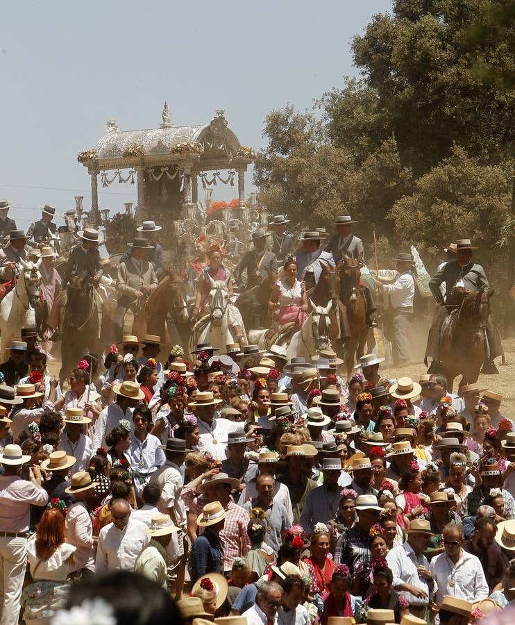 En imágenes, las hermandades de Sevilla, Triana y Sevilla Sur por el Quema (y II)